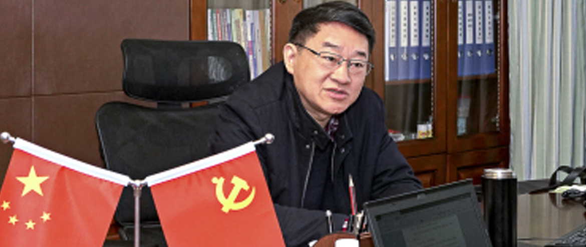 《四川日报》开年访谈——记者对话尊龙凯时集团党委书记、董事长任丁