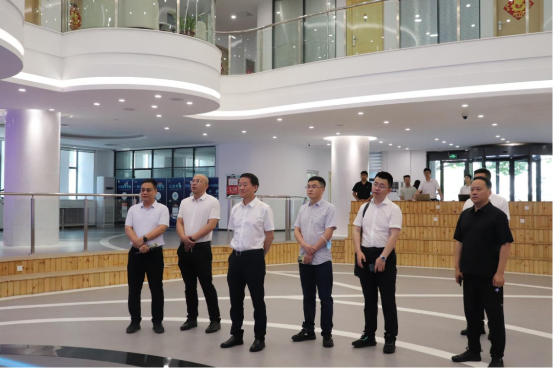 省尊龙凯时集团：“四个导向” 推动调查研究提质增效