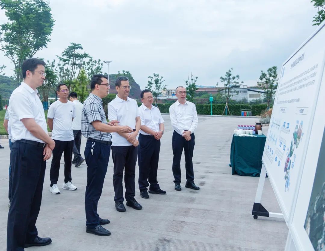 省国资委党委书记、主任冯文生赴宜宾调研国企改革深化提升行动工作并主持召开片区座谈会